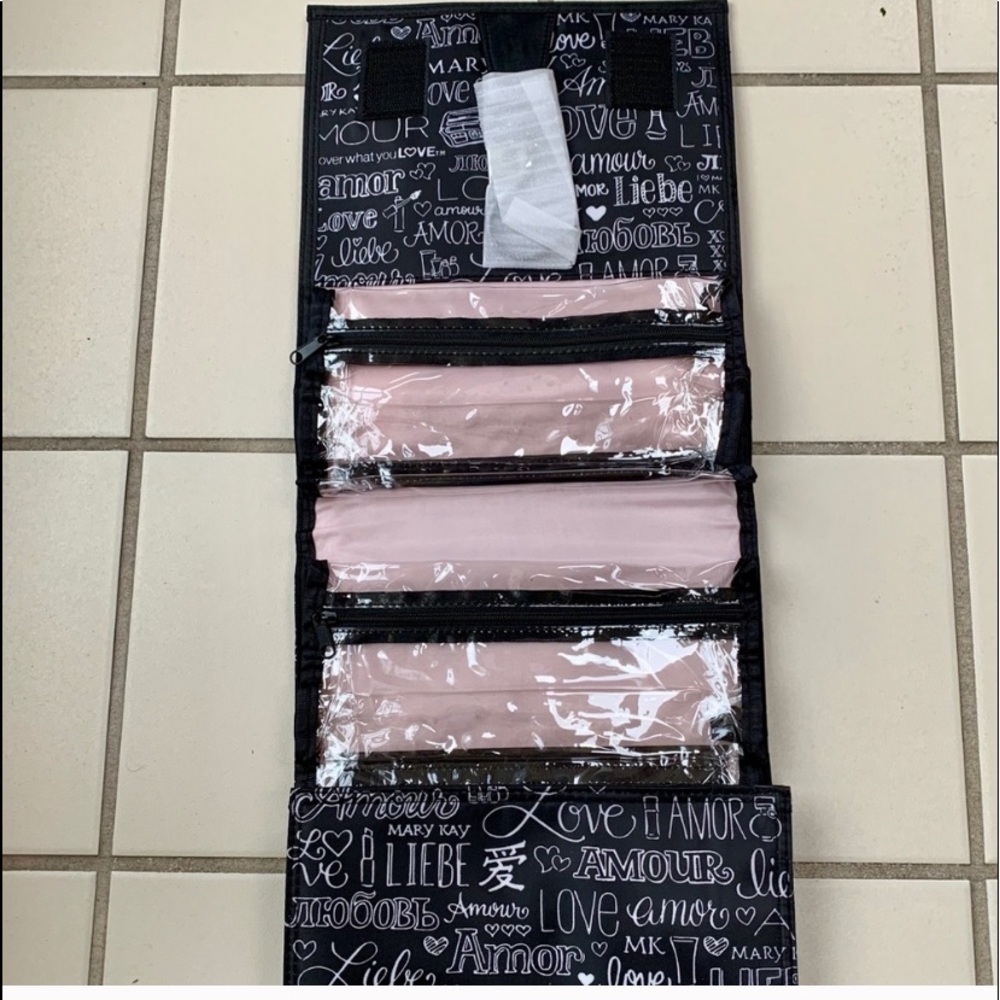 New travel Mary Kay make up bag